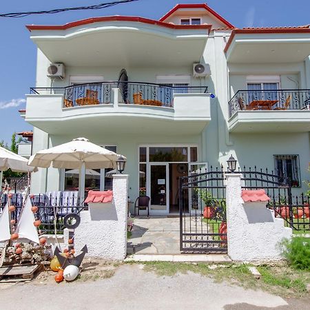 Athanasia Inn Vrasná Dış mekan fotoğraf