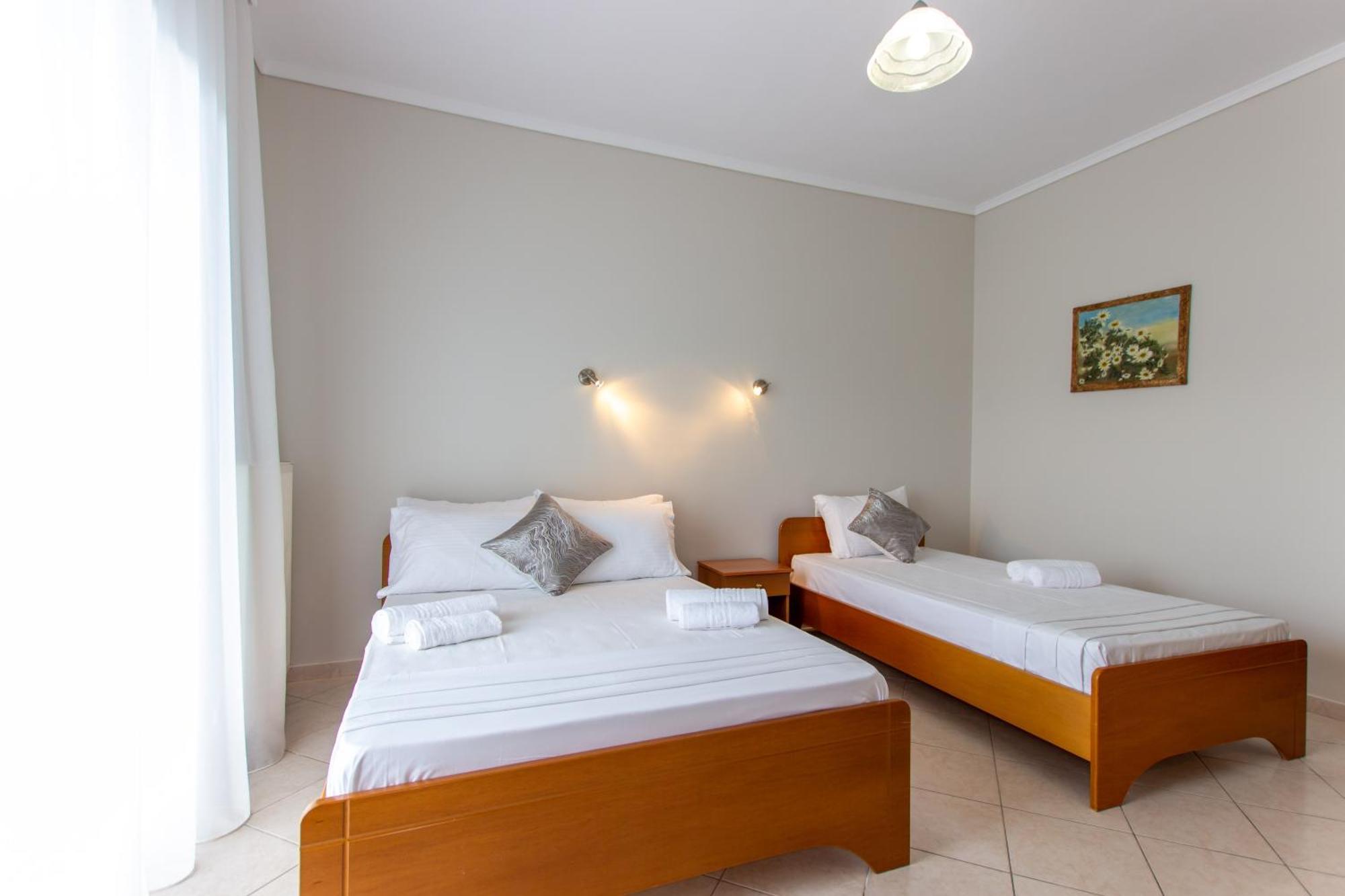 Athanasia Inn Vrasná Dış mekan fotoğraf