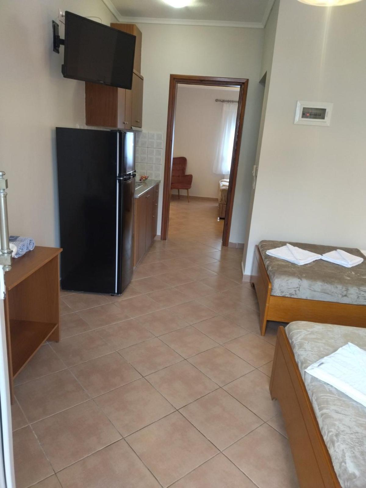 Athanasia Inn Vrasná Dış mekan fotoğraf