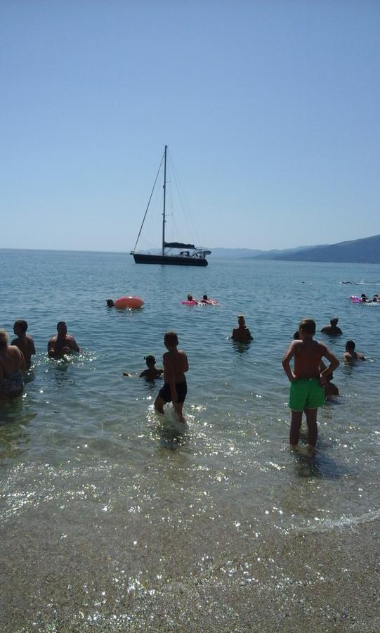 Athanasia Inn Vrasná Dış mekan fotoğraf