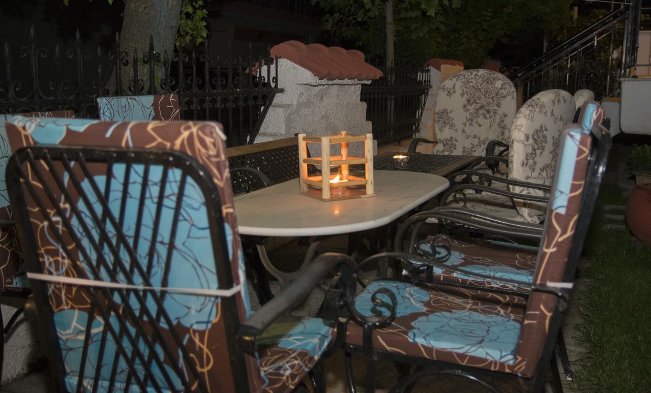 Athanasia Inn Vrasná Dış mekan fotoğraf